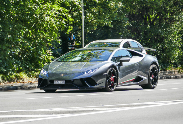 Lamborghini Huracán LP640-4 Performante