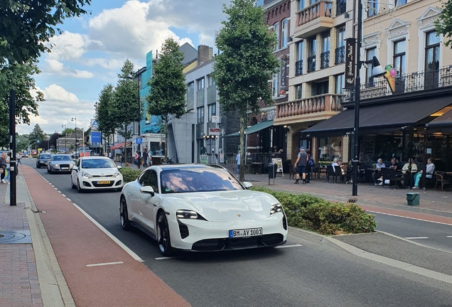 Porsche Taycan Turbo S