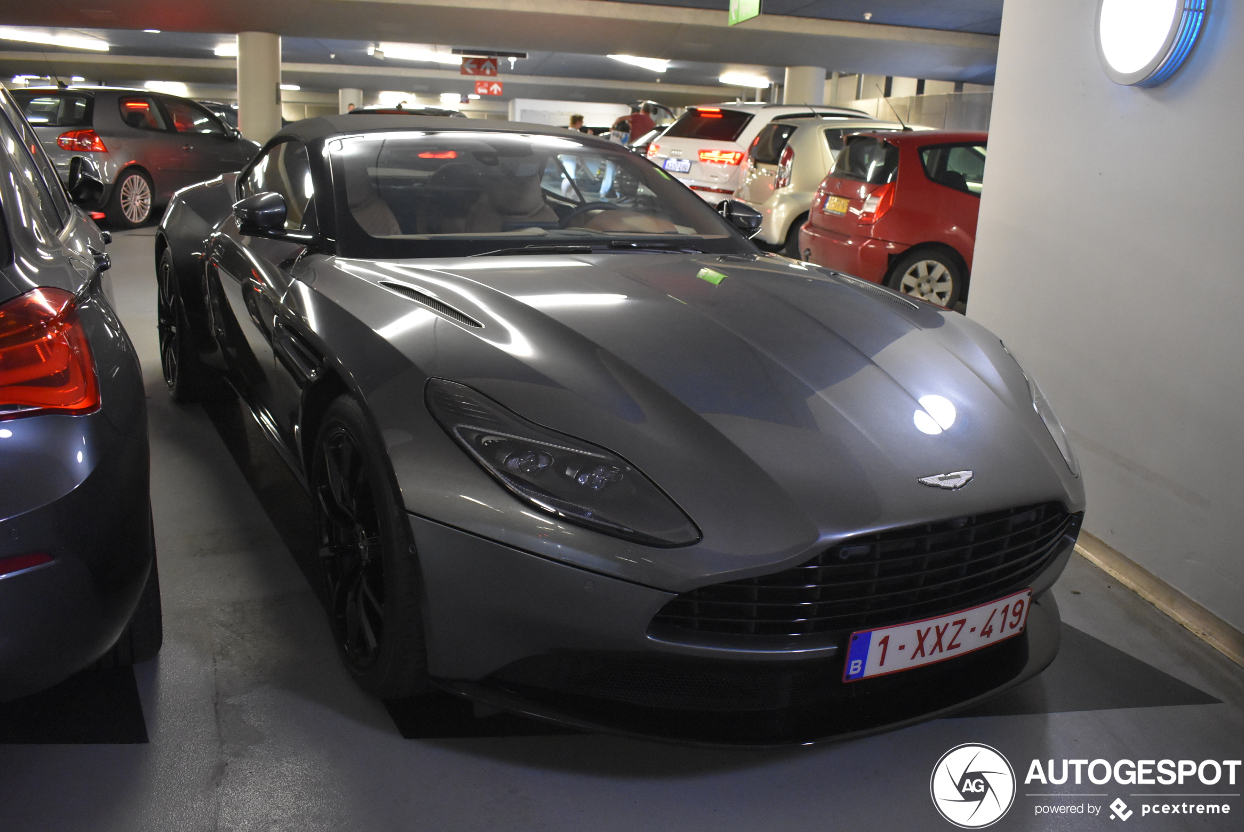 Aston Martin DB11 V8 Volante