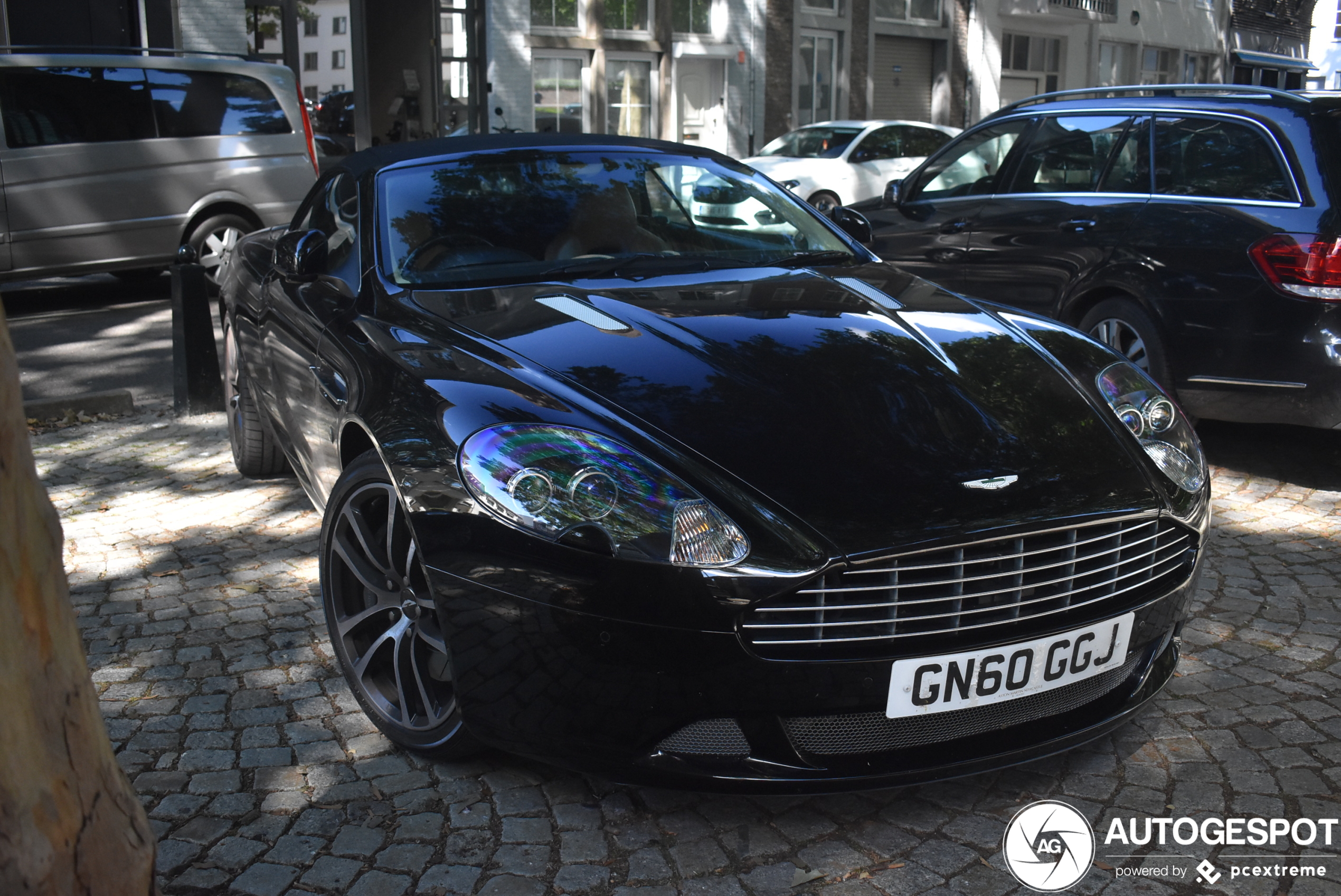 Aston Martin DB9 Volante 2010