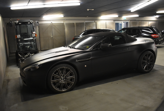 Aston Martin V8 Vantage Roadster