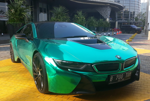 BMW i8