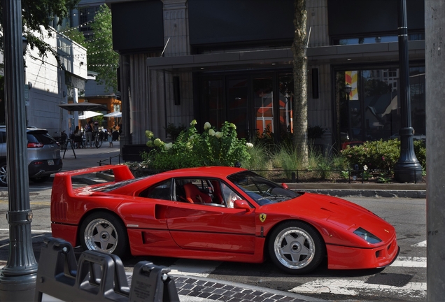 Ferrari F40