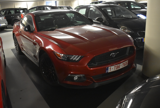 Ford Mustang GT 2015