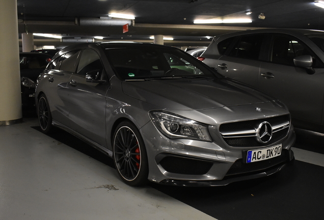 Mercedes-Benz CLA 45 AMG Shooting Brake