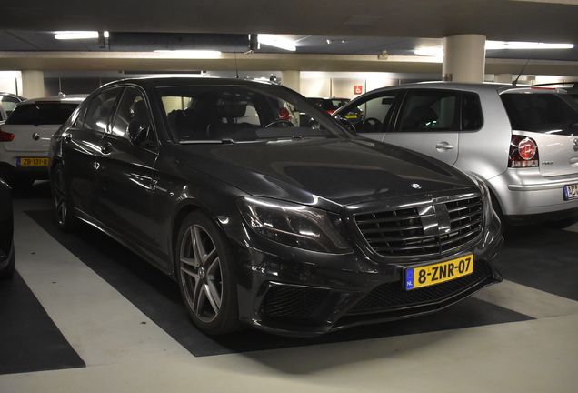 Mercedes-Benz S 63 AMG V222