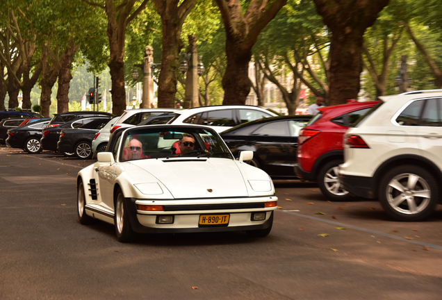 Porsche 930 Turbo Targa Flatnose