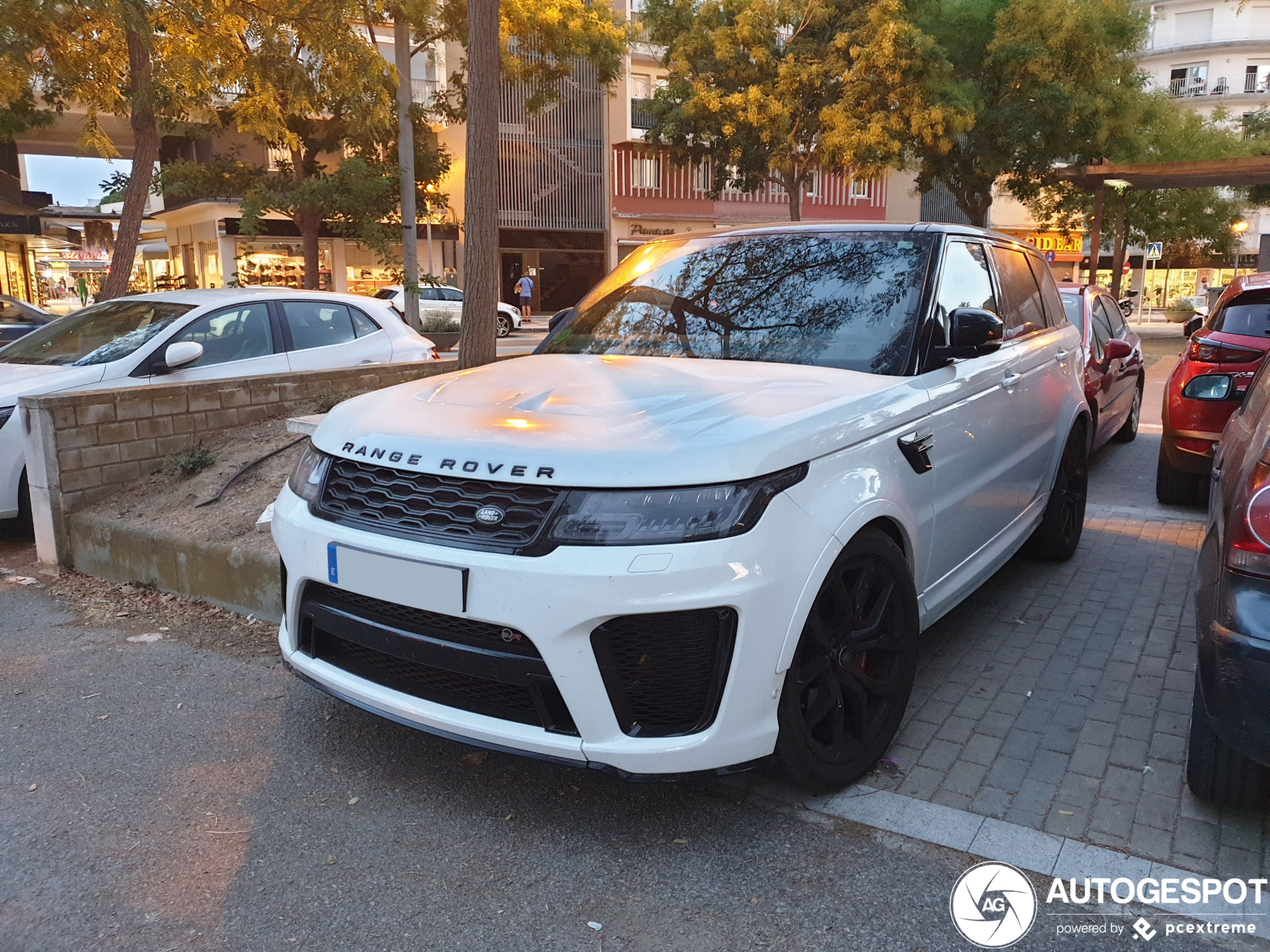 Land Rover Range Rover Sport SVR 2018