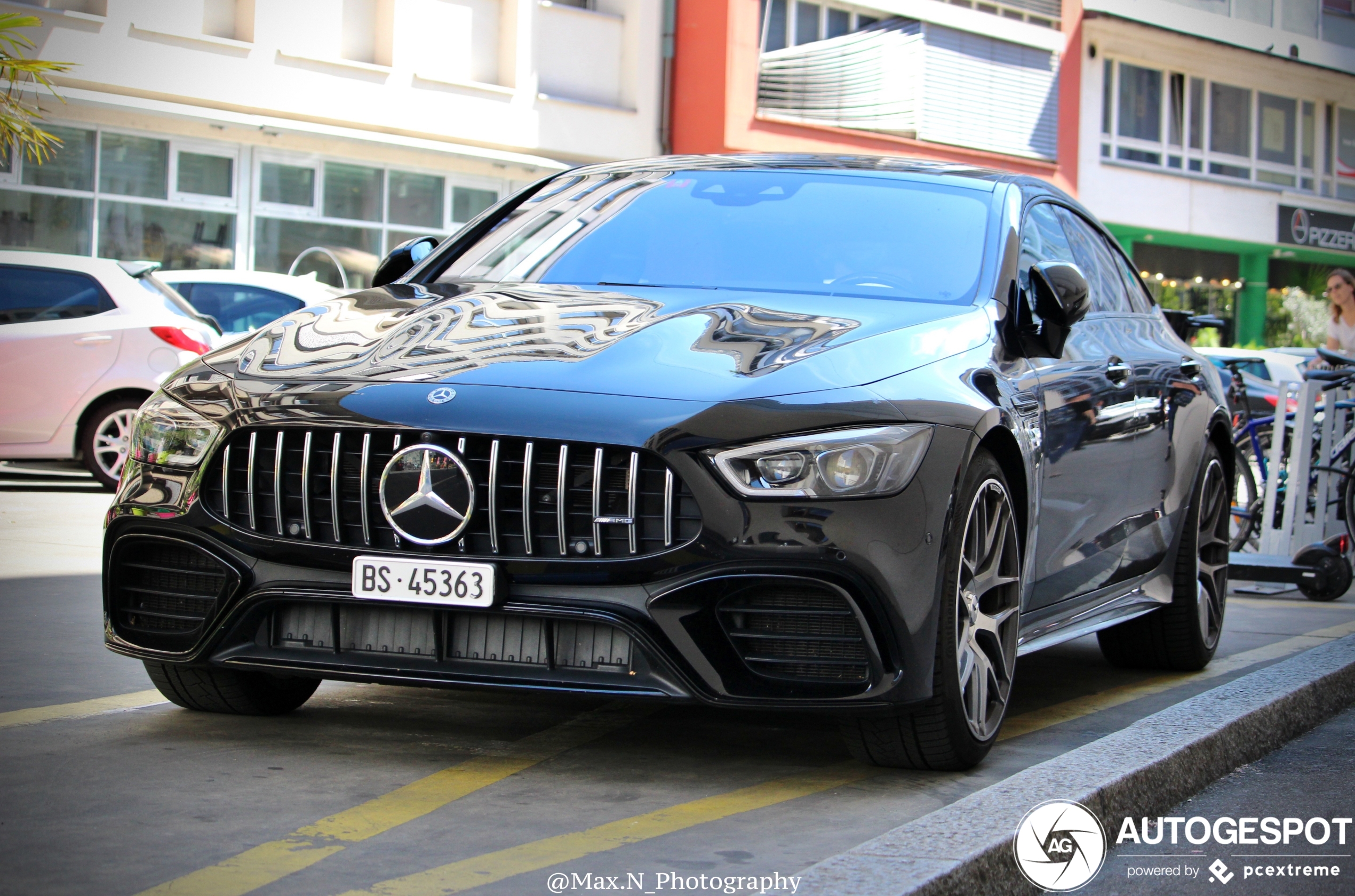 Mercedes-AMG GT 63 S X290