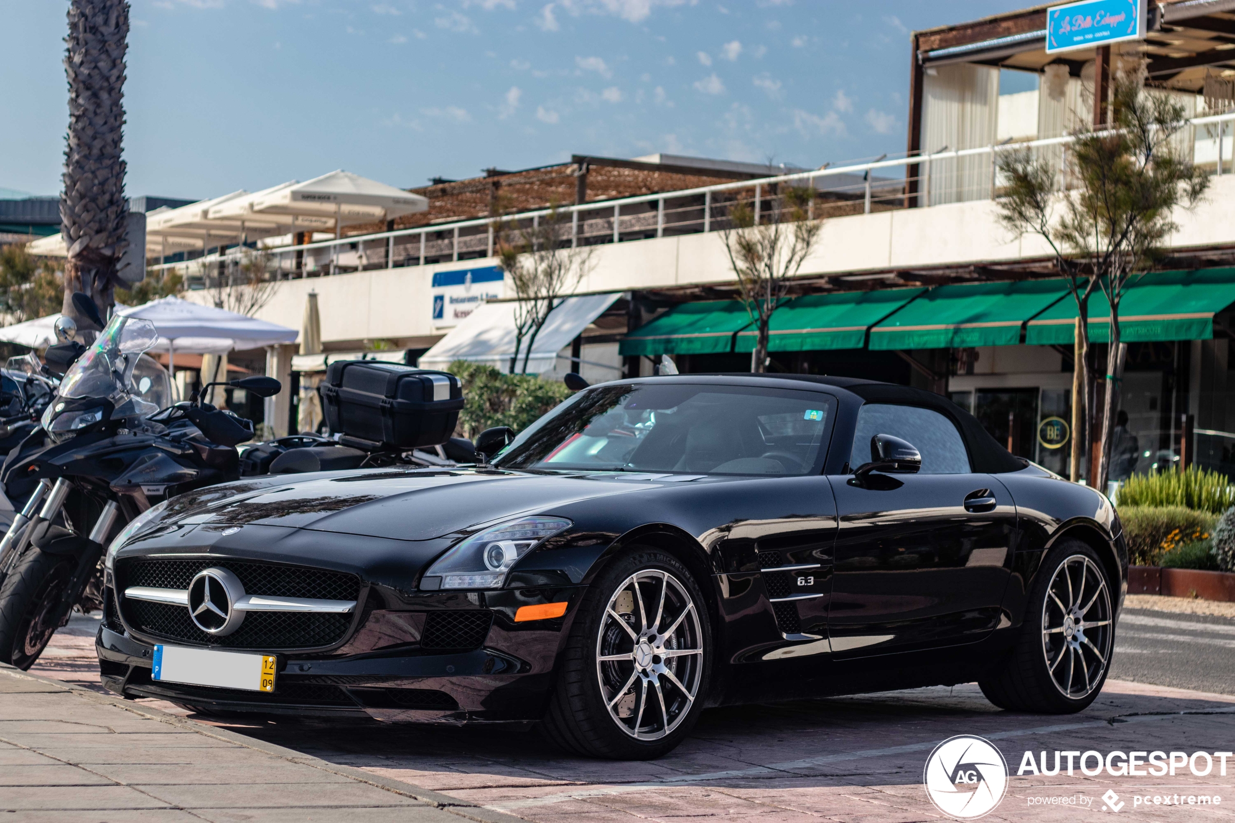 Mercedes-Benz SLS AMG Roadster