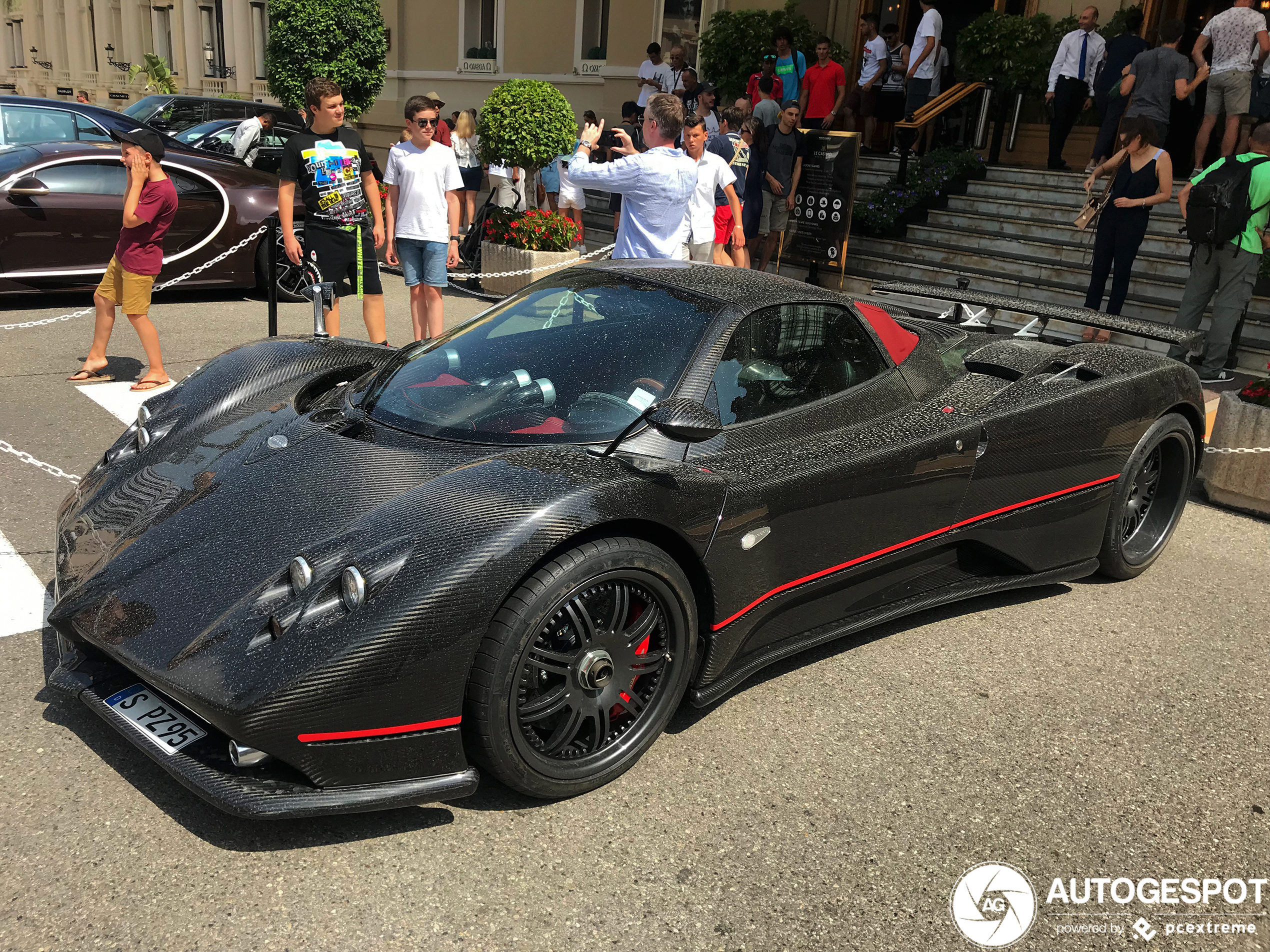 Pagani Zonda C12-F Roadster kan wel een badje gebruiken