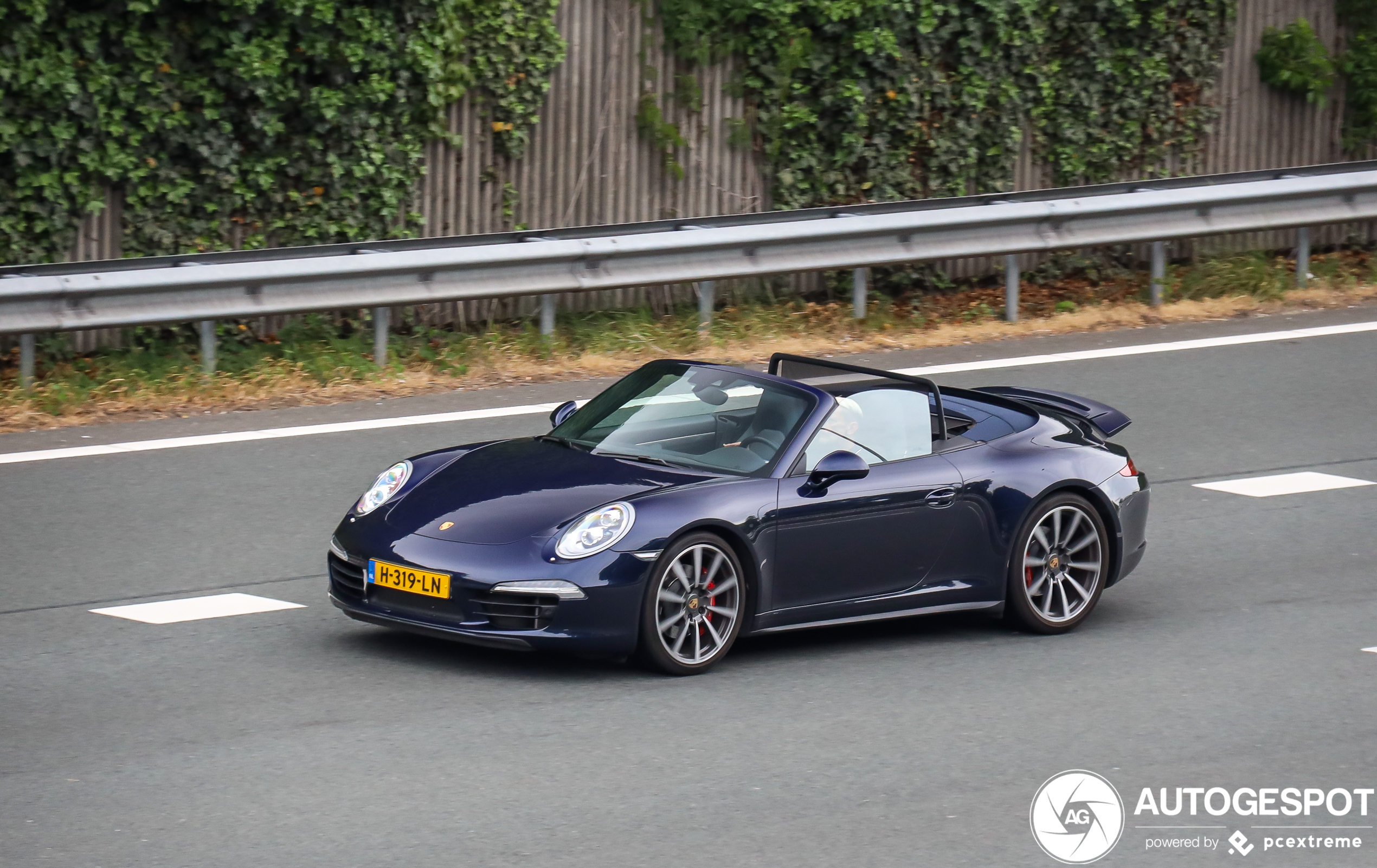 Porsche 991 Carrera 4S Cabriolet MkI