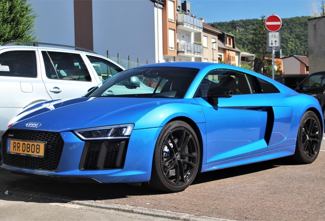 Audi R8 V10 2015