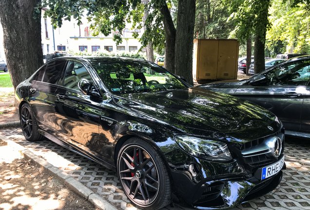 Mercedes-AMG E 63 S W213