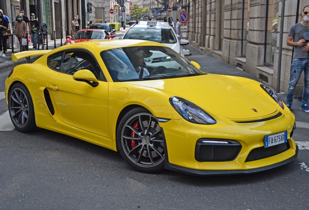 Porsche 981 Cayman GT4