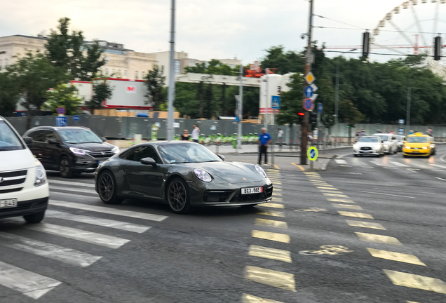 Porsche 992 Carrera 4S