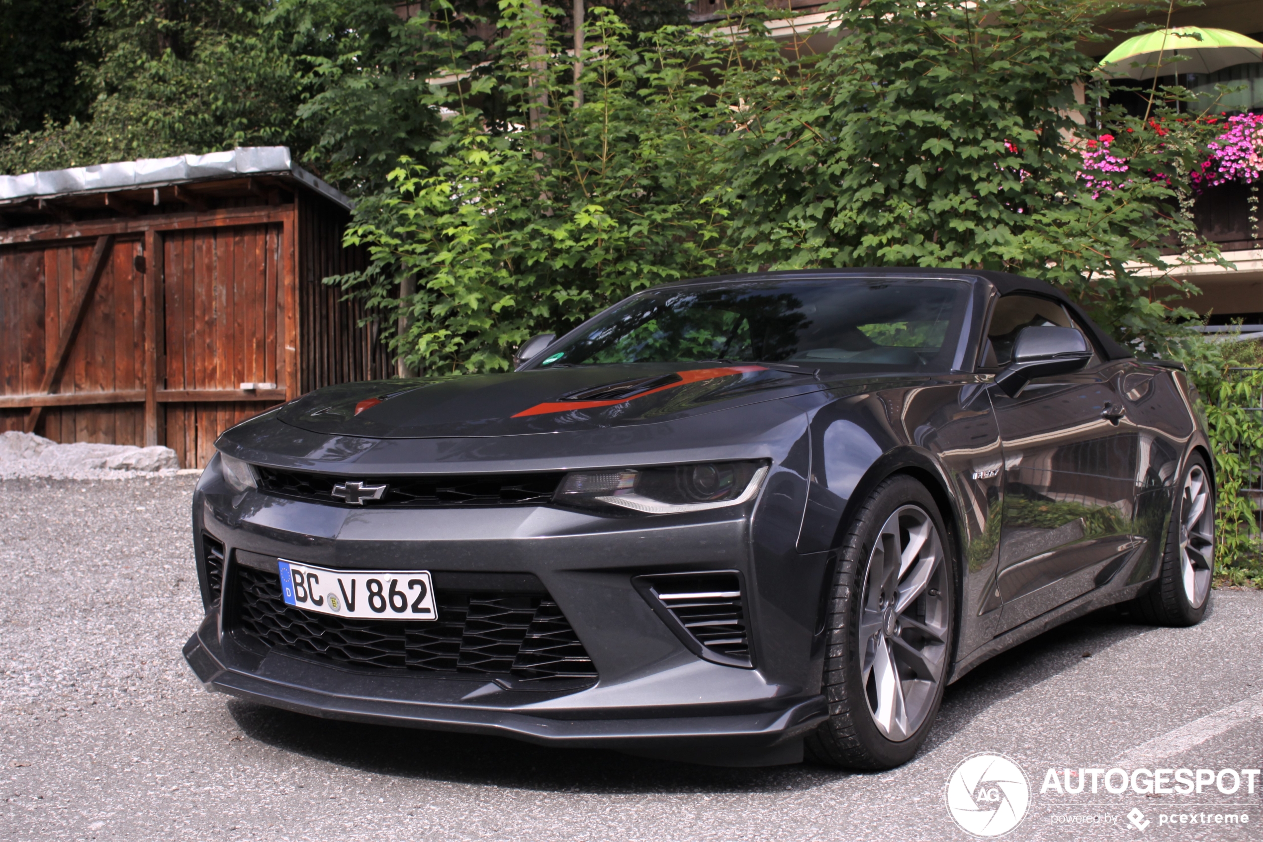 Chevrolet Camaro SS Convertible 2016 50th Anniversary