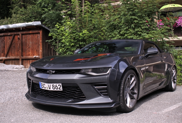 Chevrolet Camaro SS Convertible 2016 50th Anniversary