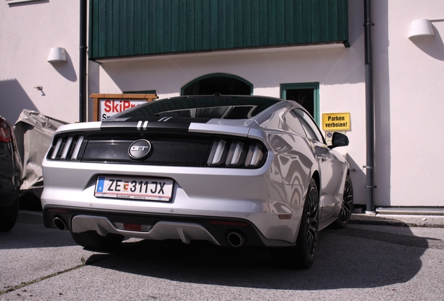 Ford Mustang GT 2015