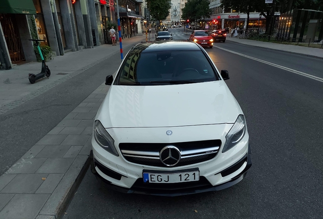 Mercedes-Benz A 45 AMG