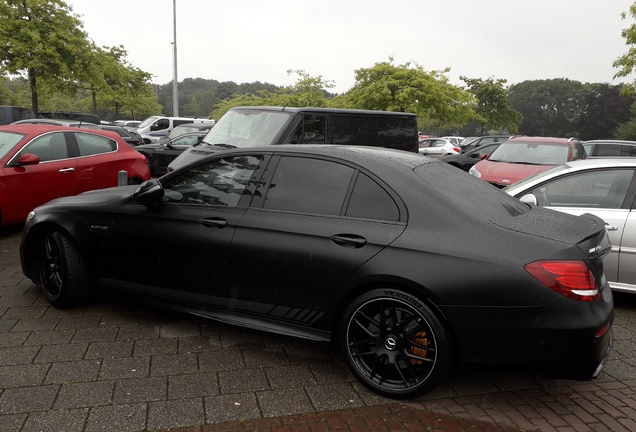 Mercedes-AMG E 63 S W213 Edition 1