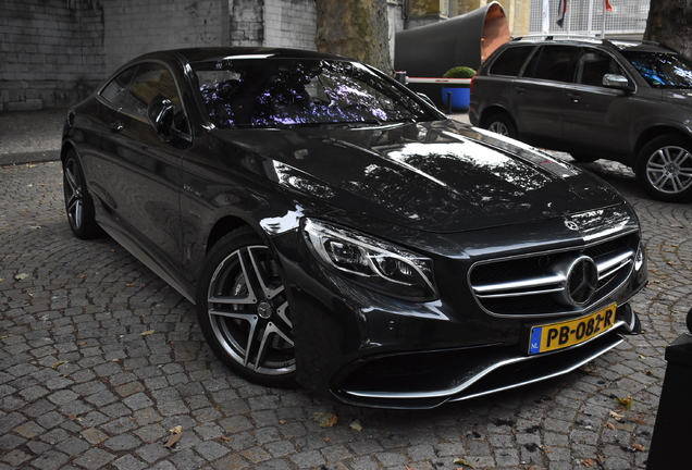 Mercedes-AMG S 63 Coupé C217