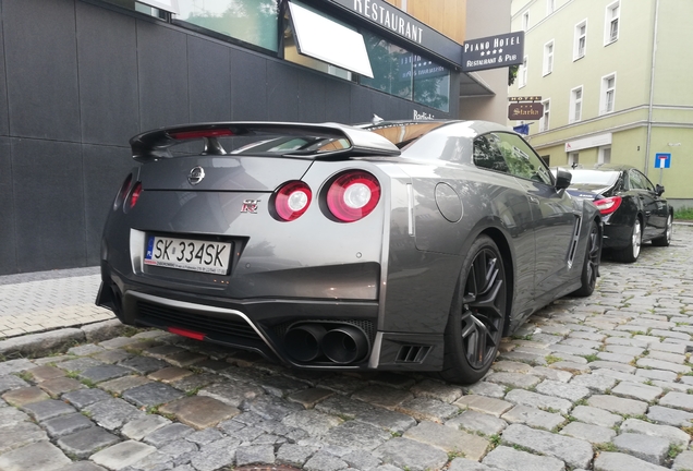 Nissan GT-R 2017