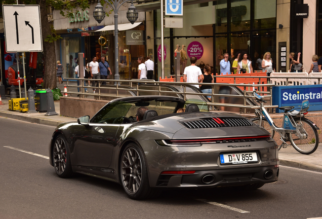 Porsche 992 Carrera 4S Cabriolet