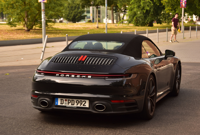 Porsche 992 Carrera 4S Cabriolet