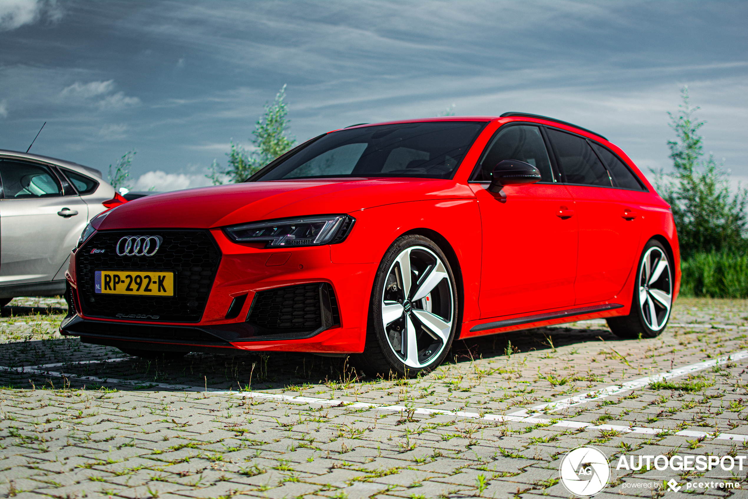 Audi RS4 Avant B9