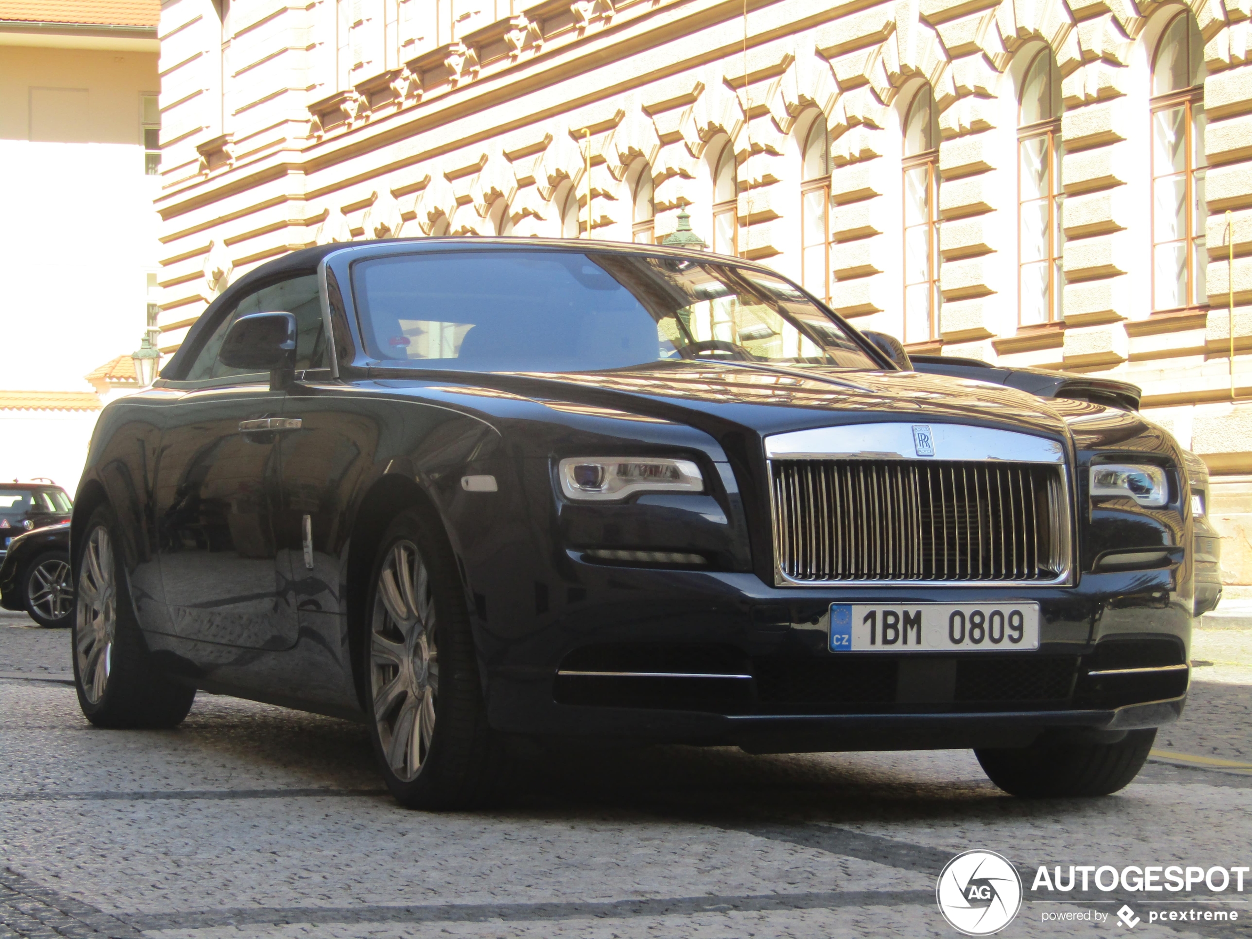 Rolls-Royce Dawn