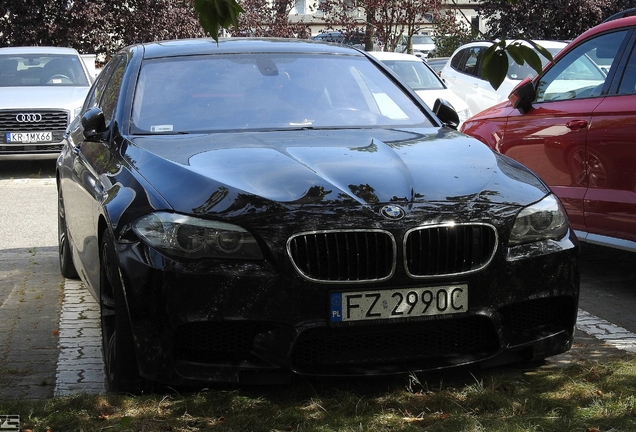 BMW M5 F10 2011