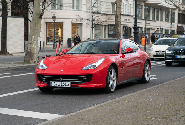 Ferrari GTC4Lusso