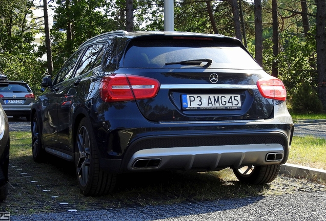 Mercedes-Benz GLA 45 AMG X156