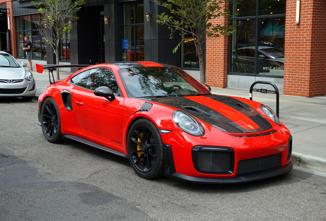 Porsche 991 GT2 RS Weissach Package