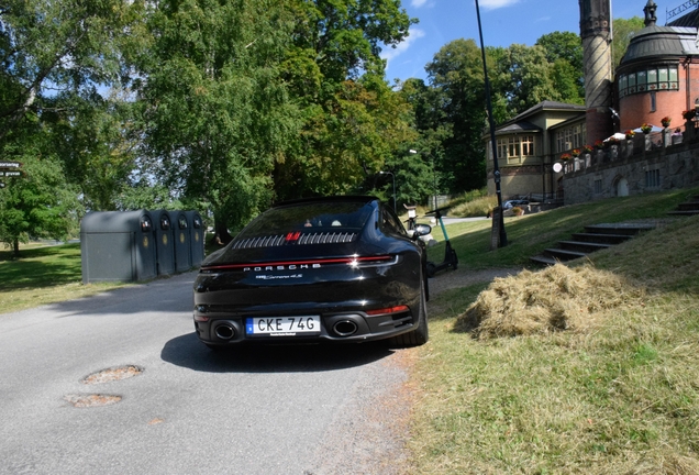 Porsche 992 Carrera 4S