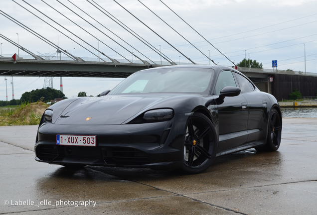 Porsche Taycan Turbo