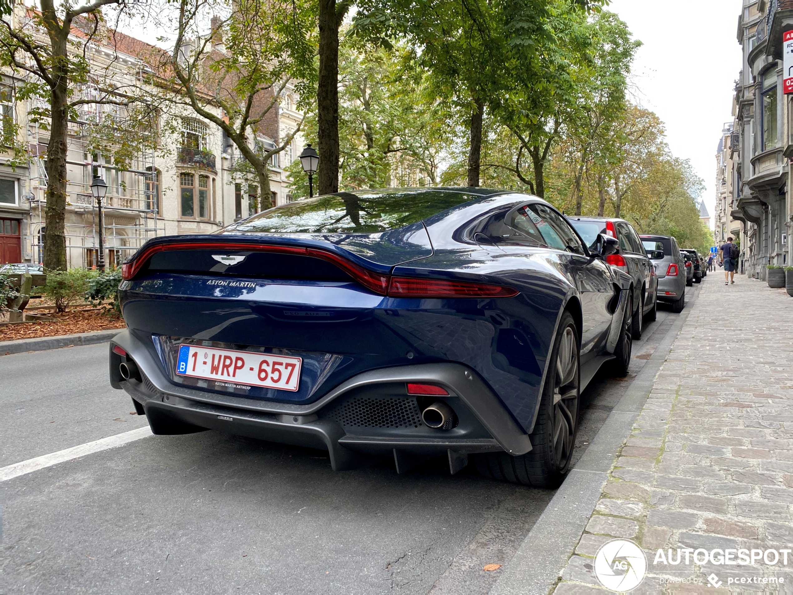 Aston Martin V8 Vantage 2018