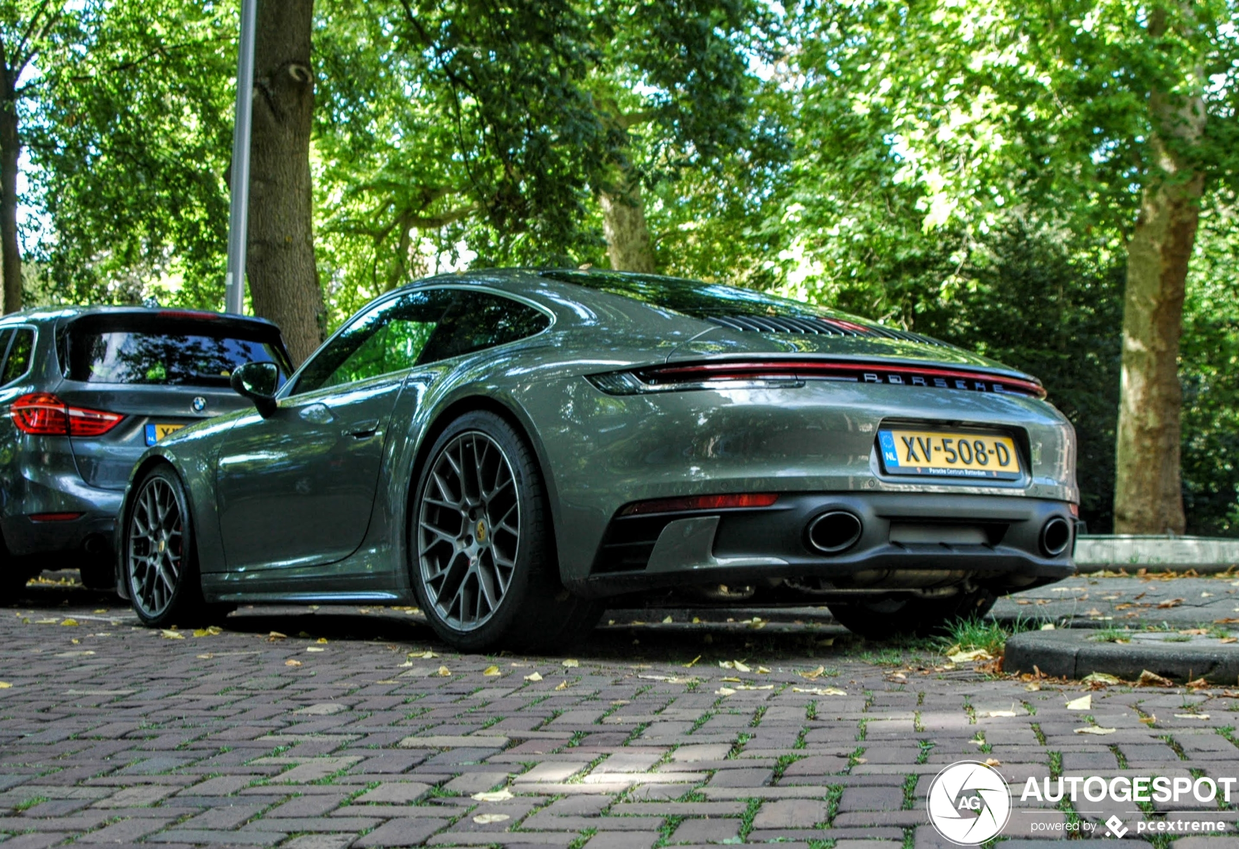 Porsche 992 Carrera 4S