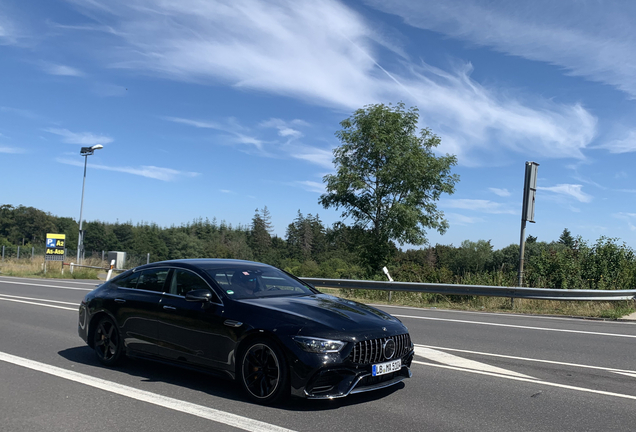 Mercedes-AMG GT 63 X290