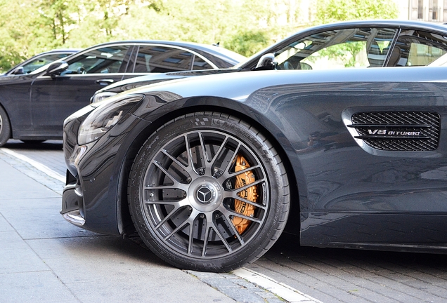 Mercedes-AMG GT C C190 2019