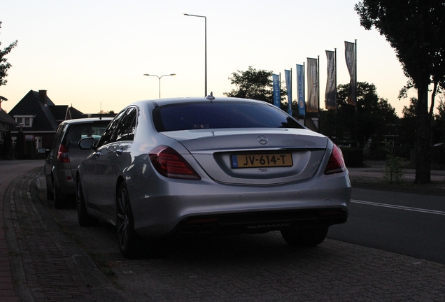 Mercedes-AMG S 63 V222