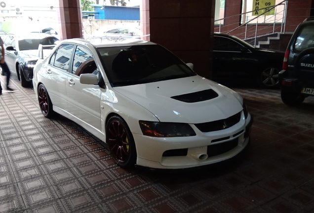 Mitsubishi Lancer Evolution IX