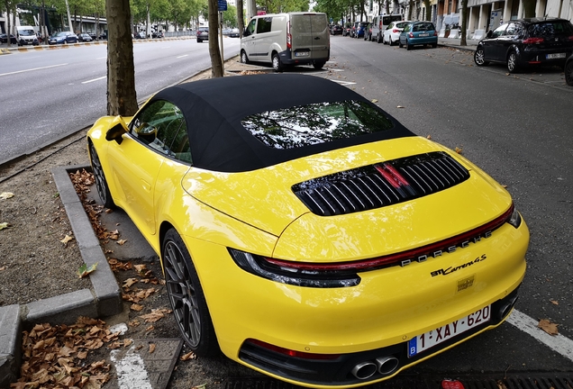 Porsche 992 Carrera 4S Cabriolet