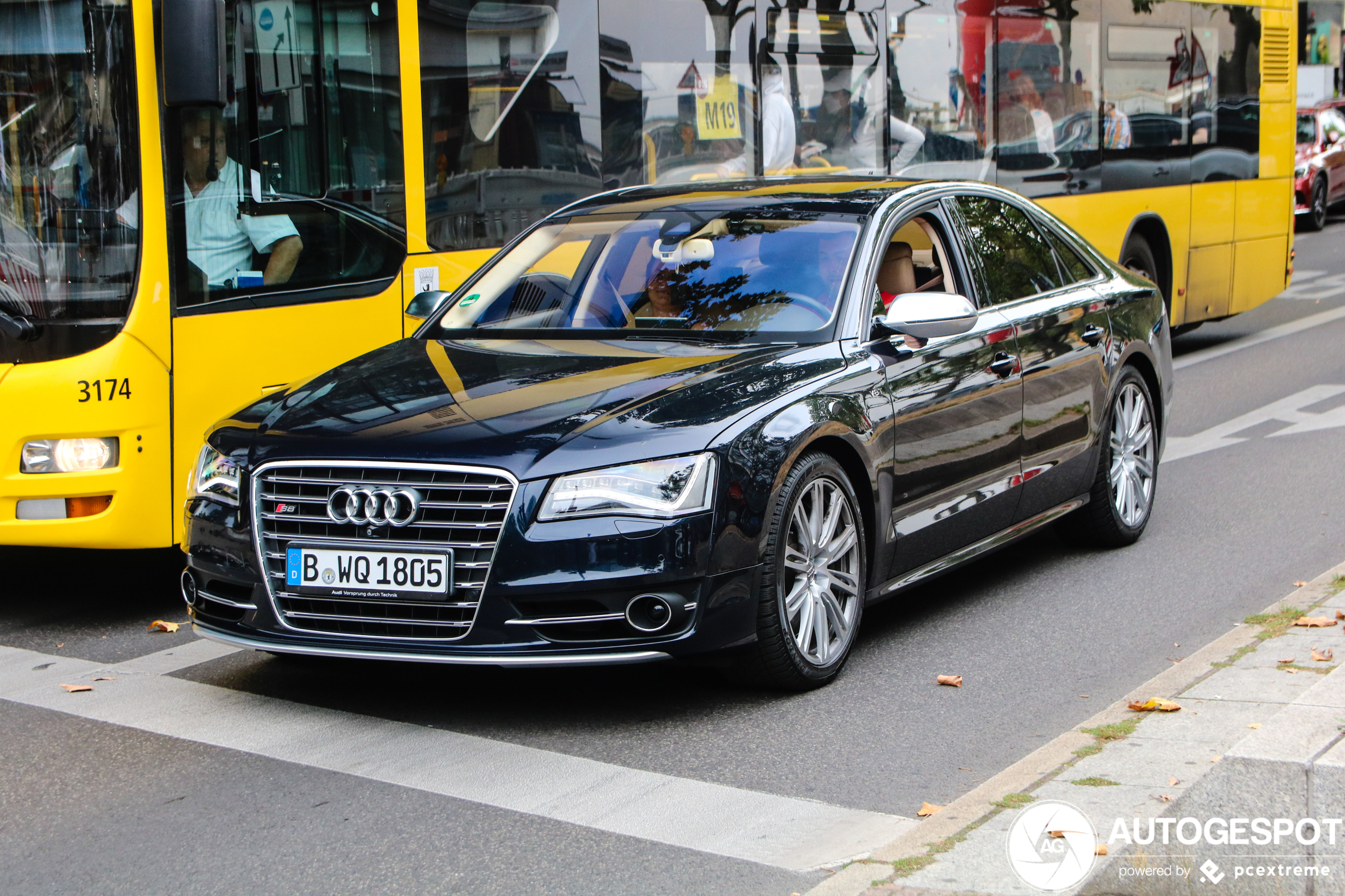 Audi S8 D4