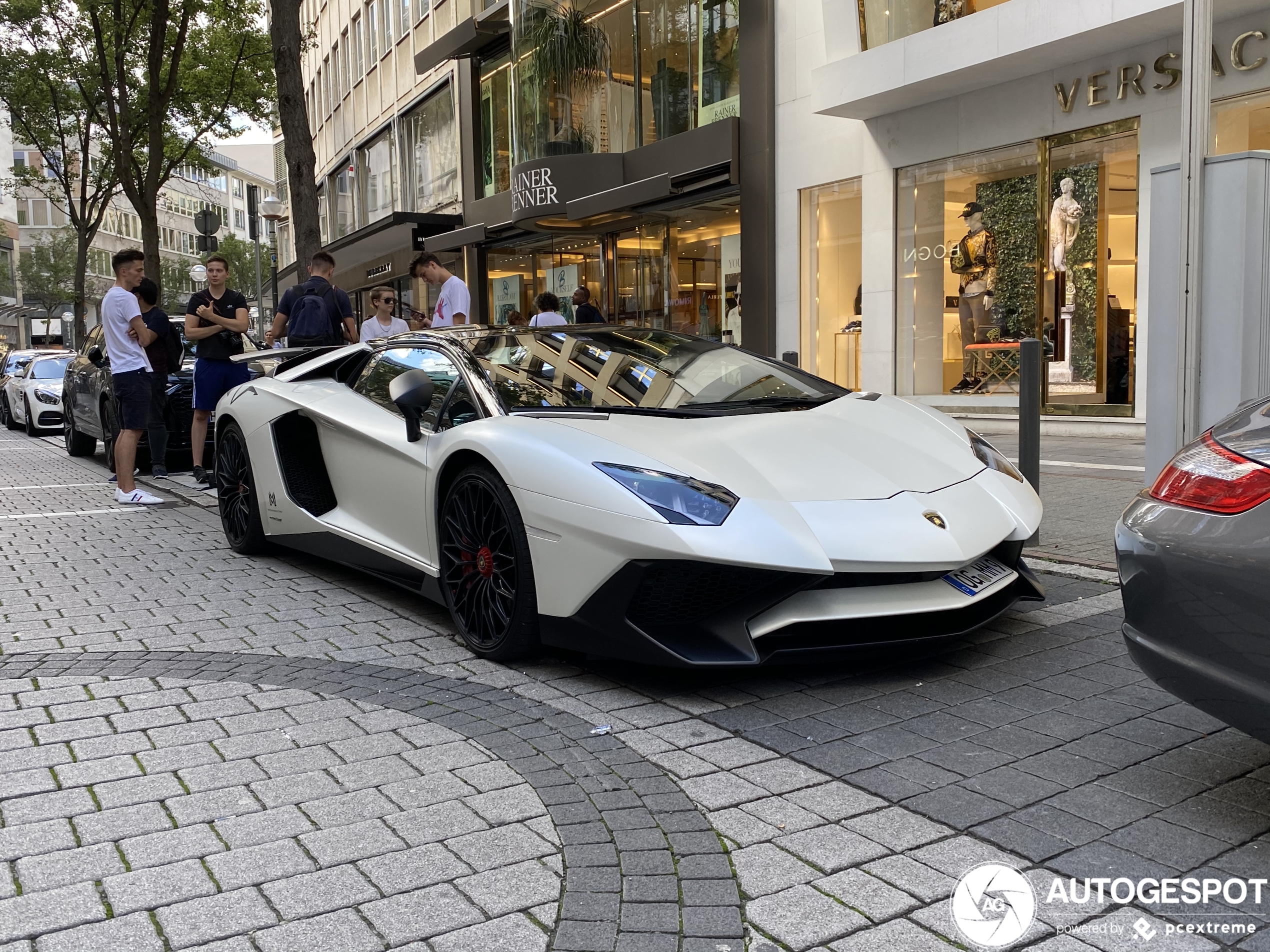 Lamborghini Aventador LP750-4 SuperVeloce Roadster