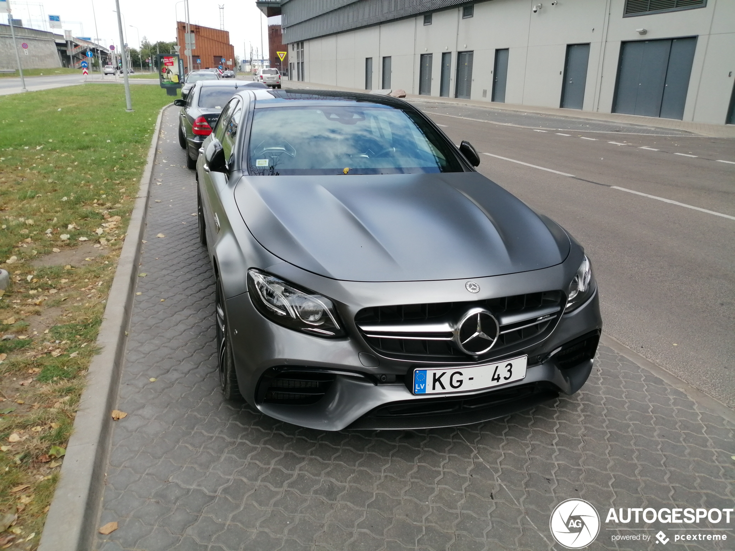 Mercedes-AMG E 63 S W213