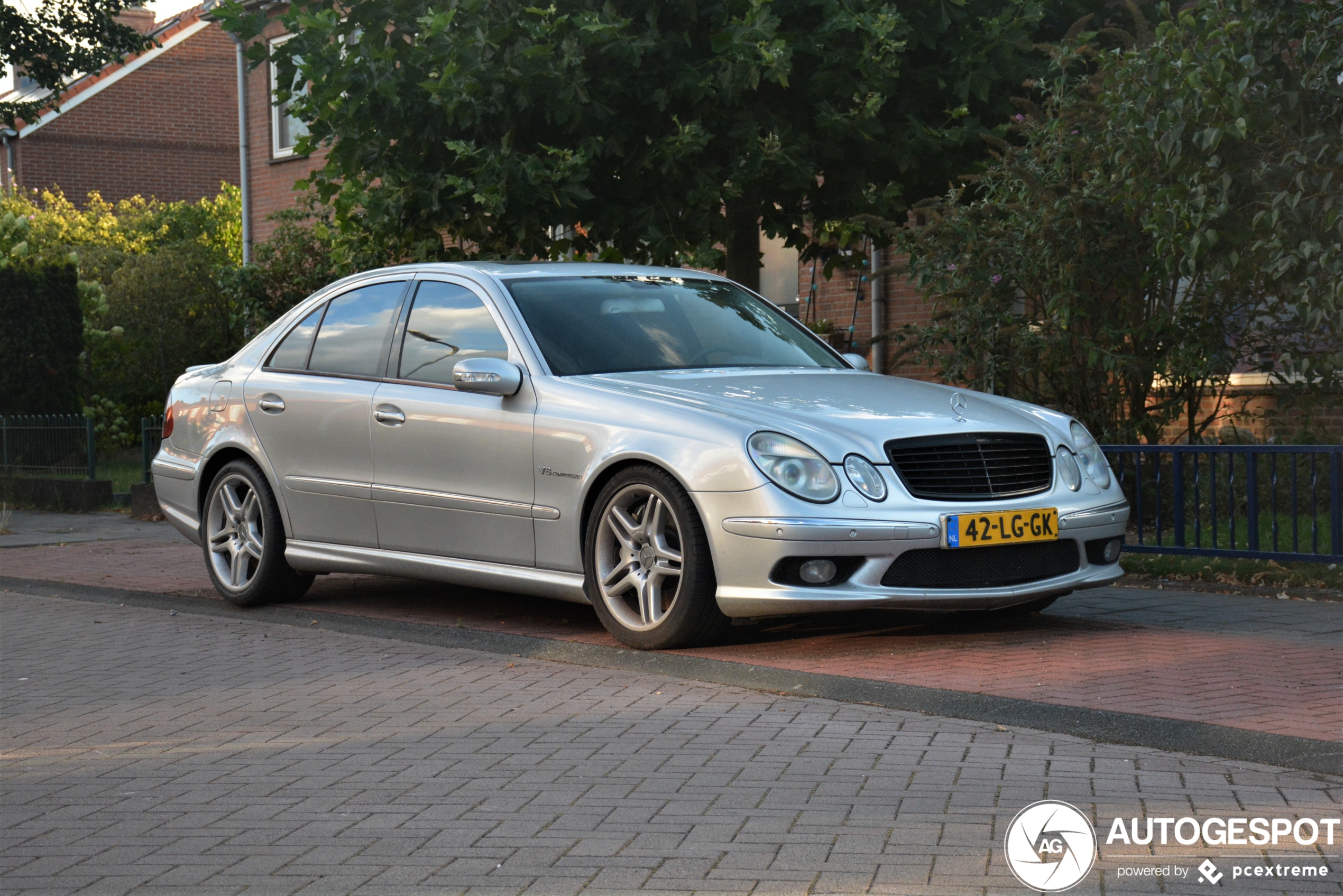 Mercedes-Benz E 55 AMG