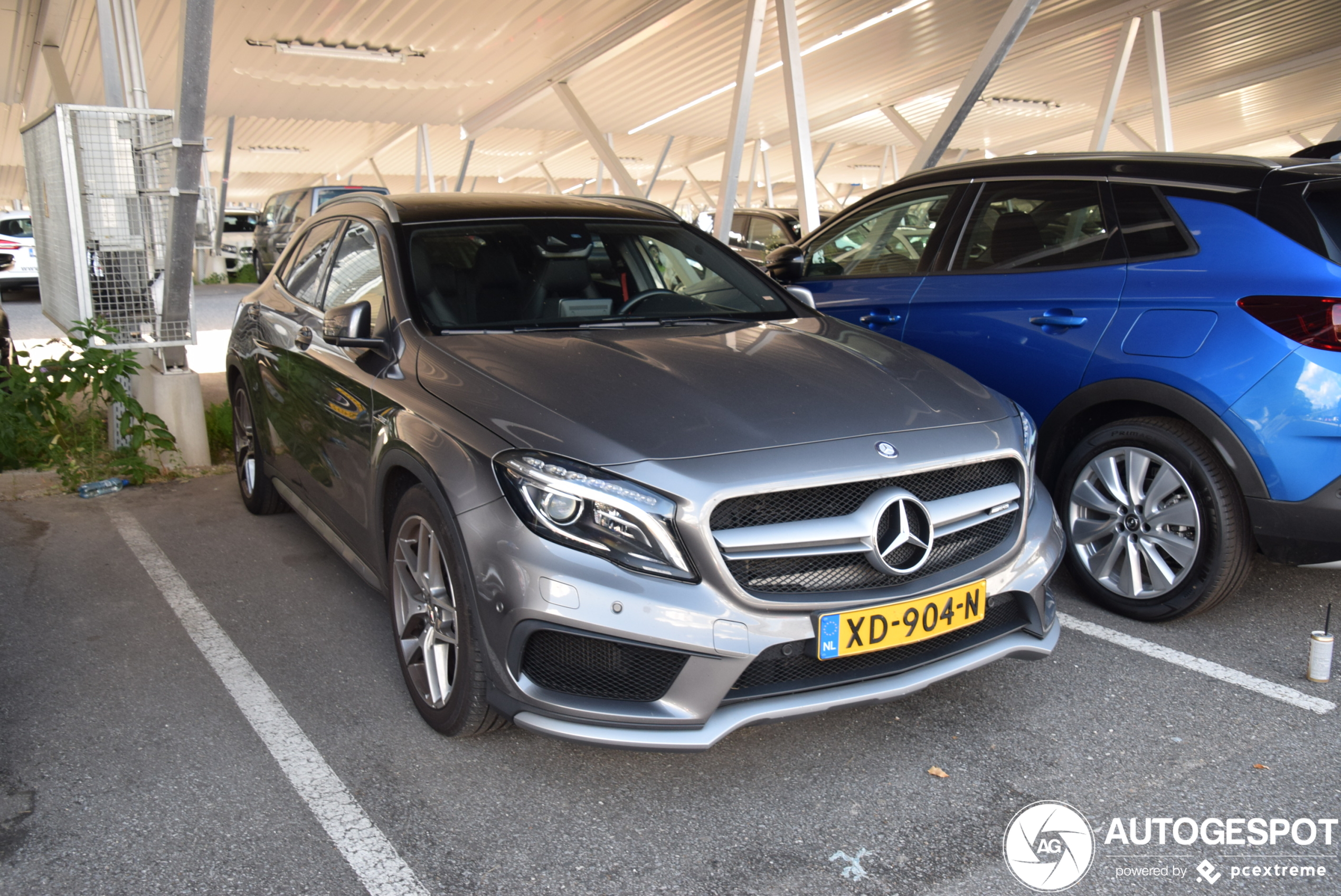 Mercedes-Benz GLA 45 AMG X156