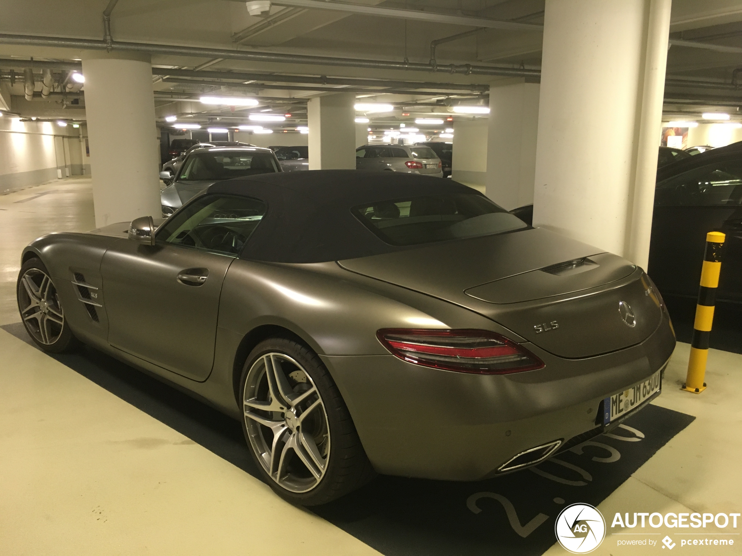 Mercedes-Benz SLS AMG Roadster